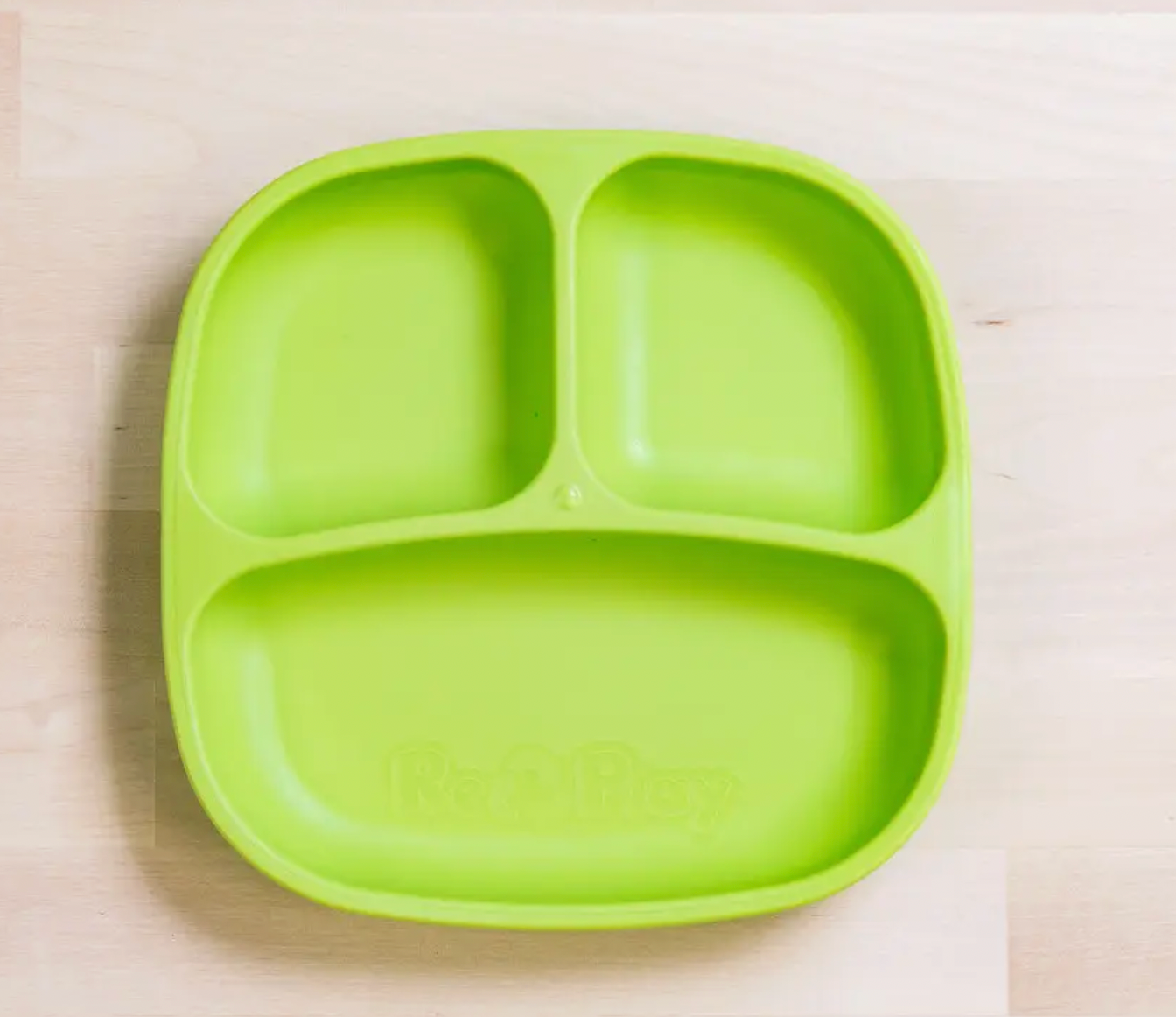 Divided Plate in Green made of Recycled Plastic by RePlay