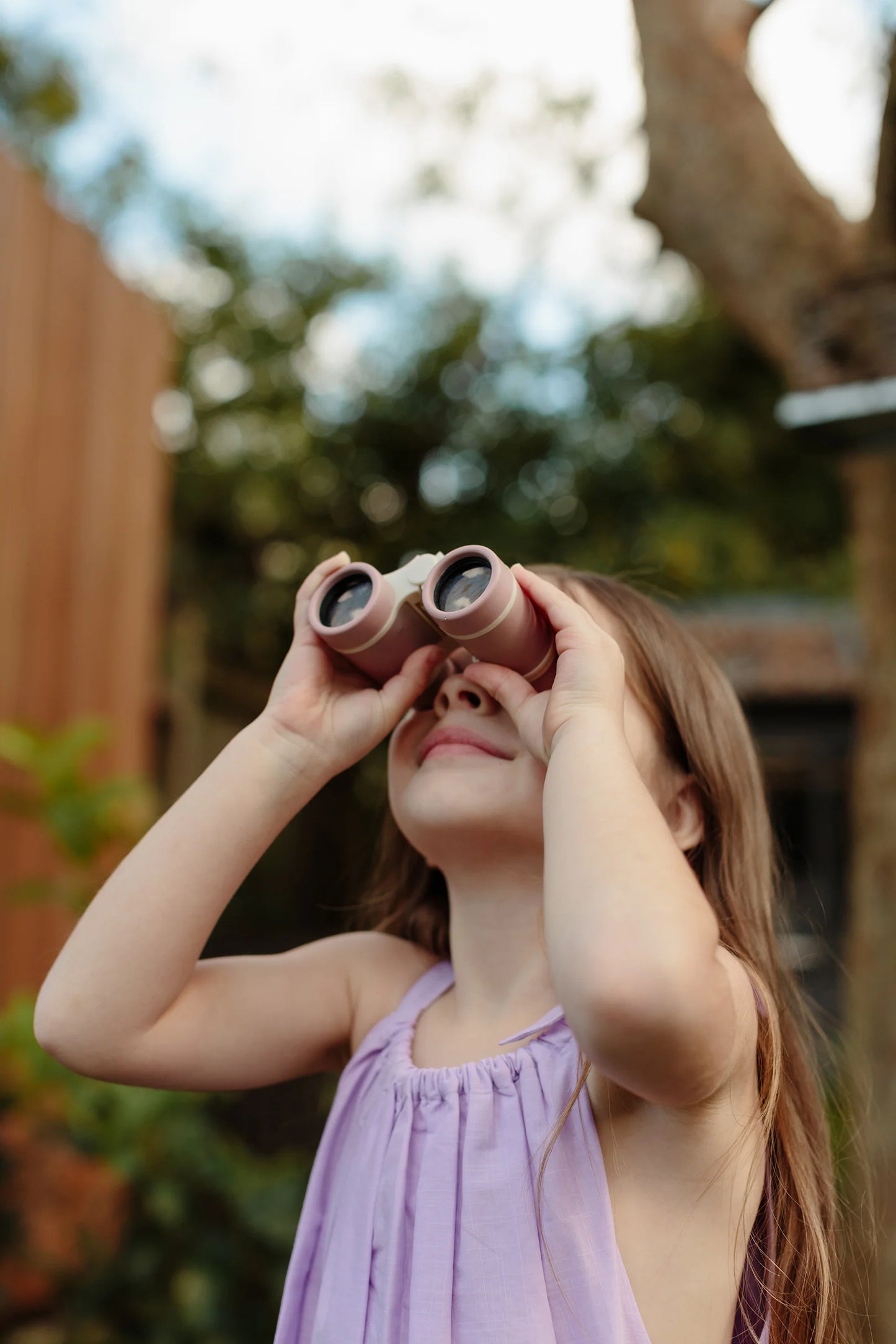 Kids explore binoculars - rose