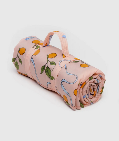 Picnic blanket | apricots and ribbons